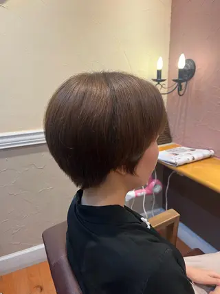 ショート ビューティーサロンヌーベル一ノ割店所属・大内 芹菜のヘアスタイル