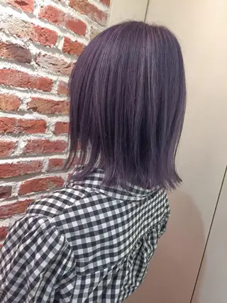 ミディアム カラー ホワイト&レイヤーカ ットエクステ長畠俊輔のヘアスタイル