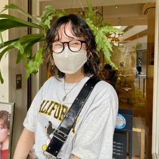 ミディアム パーマ BELLA阿部野 TOMOMIのヘアスタイル