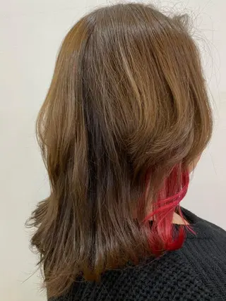 カラー 斉藤 瞳のヘアスタイル