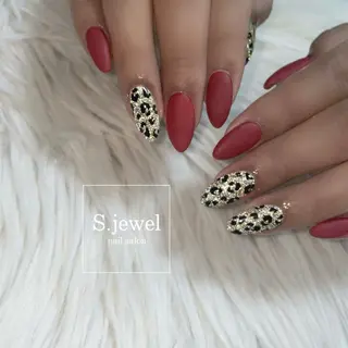 ネイル S♡JEWEL所属・S. JEWELのネイルデザイン