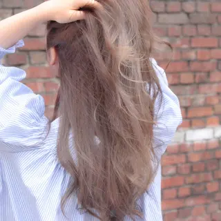 セミロング カラー attrait アトレのヘアスタイル