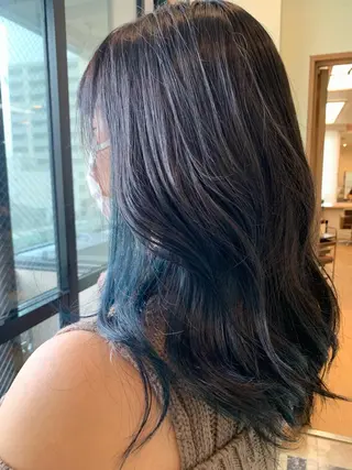 ロング カラー yuri🌼 NUMBER 天王寺のヘアスタイル