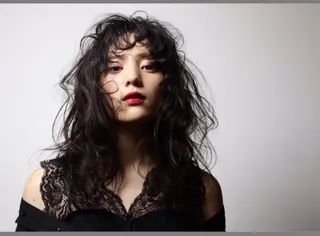 セミロング パーマ 7Bridge所属・ハッシュカット 小西貫太のヘアスタイル