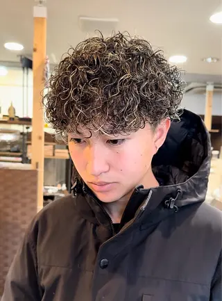 パーマ メンズ 年間2000名担当◎ パーマ職人/仲原佑樹のヘアスタイル