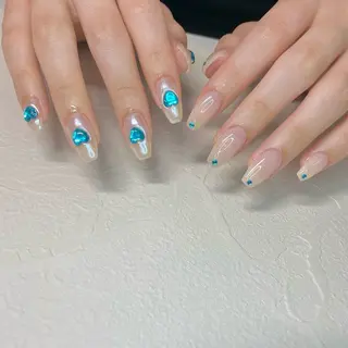 ネイル b'6 by Stir所属・b'6 SAKINAのネイルデザイン