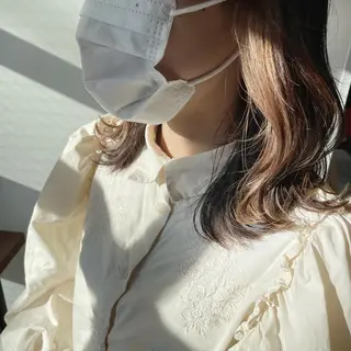 ミディアム カラー 女性リピ90%🍨 🩷佐藤みずきのヘアスタイル