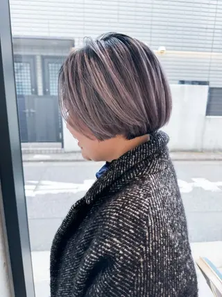 ショート カラー ヘアアレンジ ミニボブ/ブリーチ 🌈MISATOのヘアスタイル