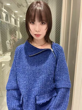 ショート ウルフカット／吉村 桃子のヘアスタイル