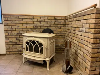 美容鍼灸サロン　TIARA所属・鍼灸サロン TIARA　美容鍼のエステ・リラクイメージ