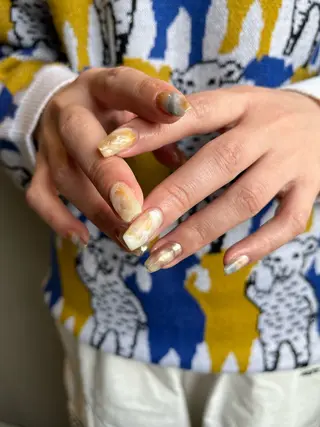 ネイル mano+所属・砂田 はるかのネイルデザイン