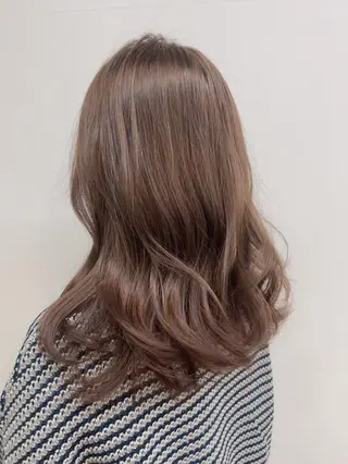 カラー ハイトーン🤍ブロン ド🤍MISAKIのヘアスタイル