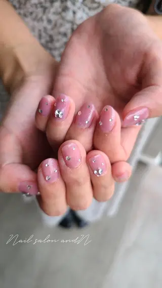 ネイル and Nのネイルデザイン