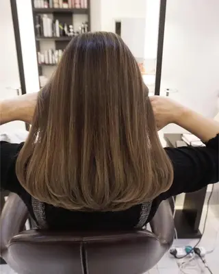 ミディアム カラー TOPSTYLIST 🇬🇧JIMMYのヘアスタイル