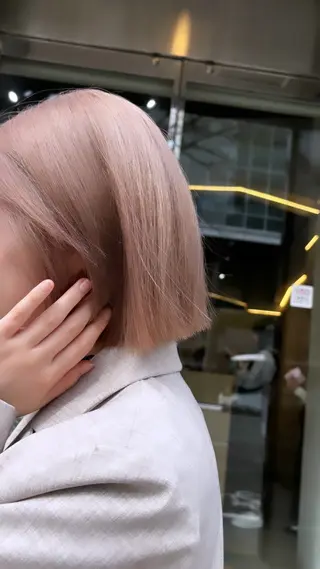 ミディアム 🍓ハイトーンカラー 🎀nene🍓のヘアスタイル