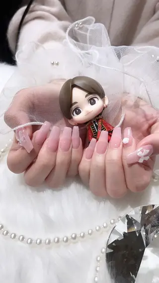 ネイル fein 🎀 ayu♡⟡.·のネイルデザイン