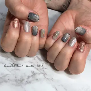 ネイル Hair salon Irie所属・與儀 知佳のネイルデザイン