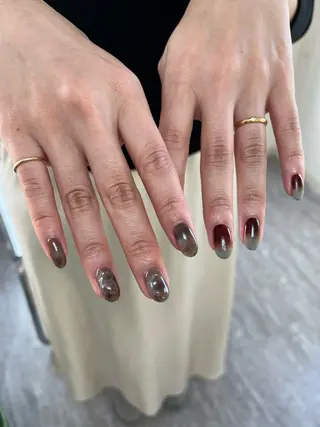 ネイル une／YUKINA 🫧大人nuanceのネイルデザイン