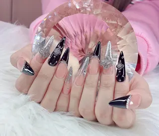 ネイル LoaChaton kaeのネイルデザイン