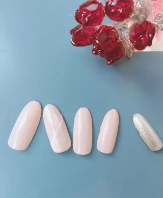 ネイル Elle& staffのネイルデザイン