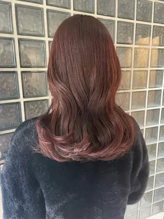 ミディアム アキ/梅田/顔まわり /レイヤーカット/のヘアスタイル