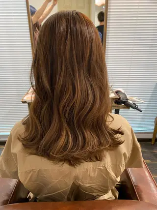 セミロング 田中 優のヘアスタイル