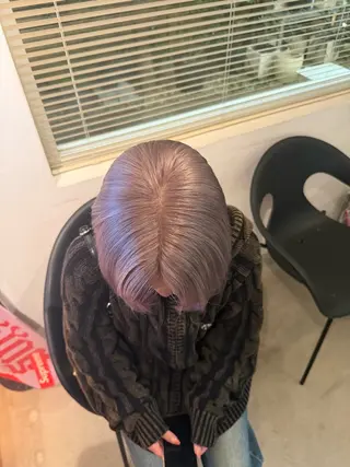 セミロング カラー Tsukasa/ ハイトーン/寒色のヘアスタイル