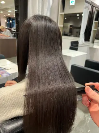 ロング nico 麻生 やまざきれいのヘアスタイル