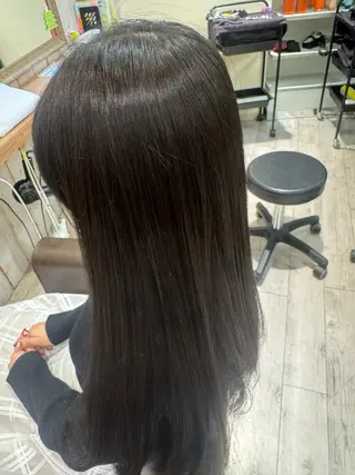 ロング カラー 豊田 さくらのヘアスタイル