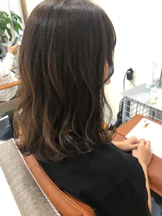 ミディアム カラー 佐々木 政徳のヘアスタイル