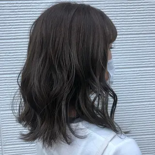 カラー FERIAあべの KARINのヘアスタイル