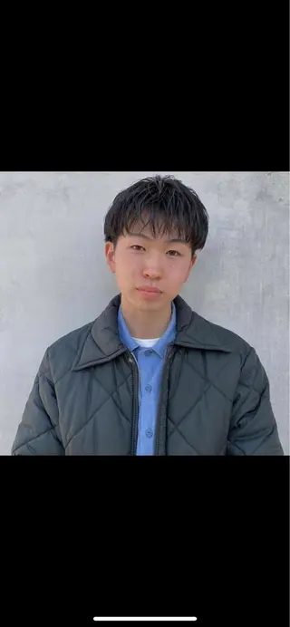 ショート メンズ パーマ、髪質改善 カズマのヘアスタイル