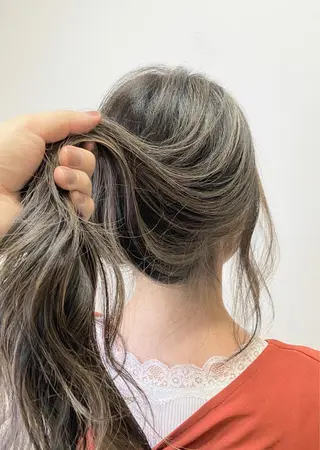ロング カラー 服部 樹季のヘアスタイル