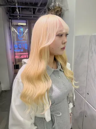 ロング 渋谷🎨エクステ× ブリーチ特化🎨レンのヘアスタイル