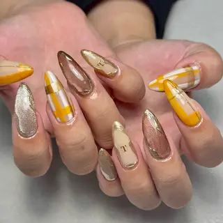 ネイル 🐈‍⬛ Minamiのネイルデザイン