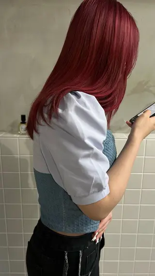 ロング カラー anon Loemのヘアスタイル