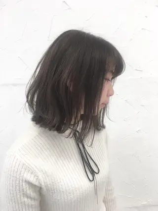 セミロング ヘアアレンジ 大人垢抜け ダブルカラー【上野】のヘアスタイル