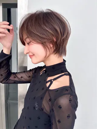 カラー ✂️ショート・ボブ Lond　Bloomのヘアスタイル