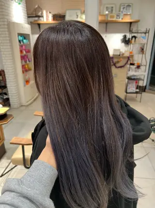 ロング カラー 遠藤 カンナのヘアスタイル