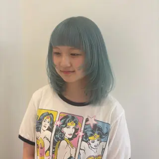 ミディアム カラー ハイトーン×デザイン 🪽🫧HIKARIのヘアスタイル