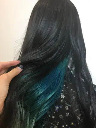 ロング カラー 樋渡 侑希のヘアスタイル