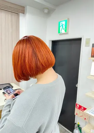 ショート カラー 飯塚 青空のヘアスタイル