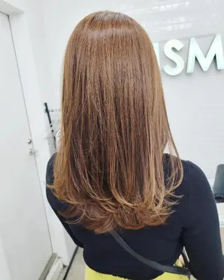 セミロング mulum hairdressing所属・代表/淀屋/髪質改善 ダメージレスカラー✨のヘアスタイル