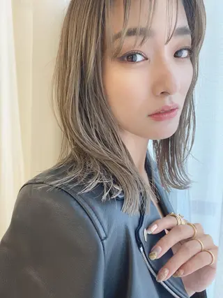 ミディアム カラー Crystal 船橋のヘアスタイル