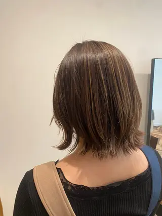 ミディアム 伊藤 優花のヘアスタイル