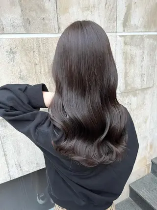 ロング カラー ブリーチなし✨艶髪 カラー𓃲YAGIのヘアスタイル