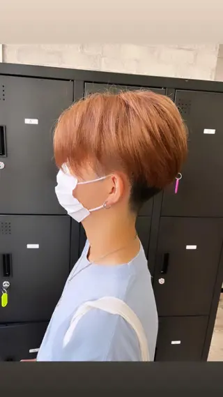 ロング カラー パーマ ヘアアレンジ メンズ キッズ ネイル マツエク・マツパ アイブロウ 🐺ウルフ×ハイトー ン🖤Yukinoのヘアスタイル