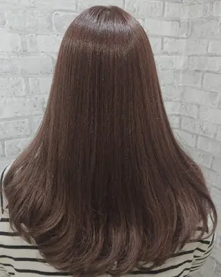 セミロング カラー 秋山 幸太のヘアスタイル