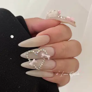 ネイル Luna Glade Nail Salon所属・Luna Gladeのネイルデザイン