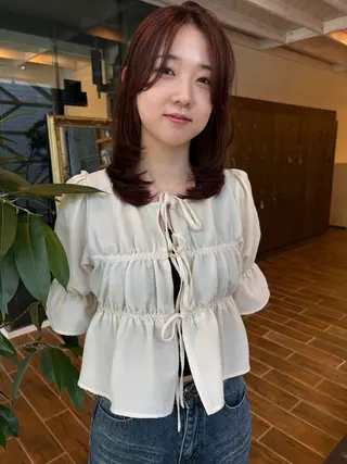 ミディアム 松野 心音のヘアスタイル
